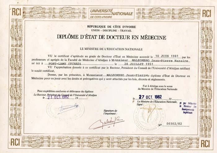 Diplôme & Certificat 01